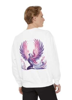 Garment-Dyed Sweatshirt - Diseño esclusivo a lanzamiento de marca: imagen 4